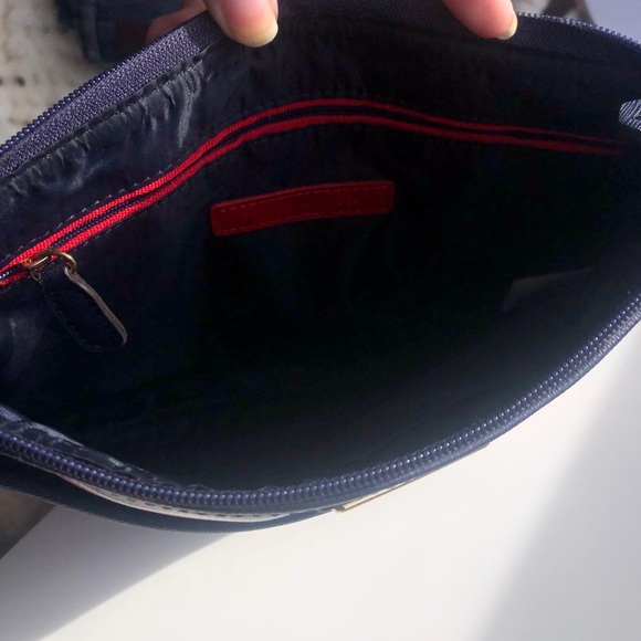Tommy Hilfiger Crossbody Nautical Stripe Purse - Picture 4 of 6